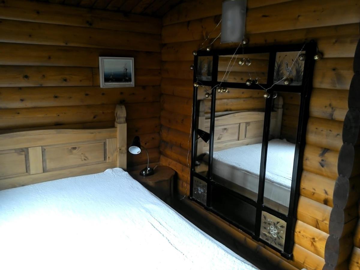 Shifty Chicken Shack Chalet