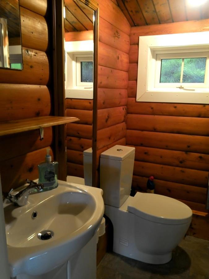 Chalet Shifty Chicken Shack